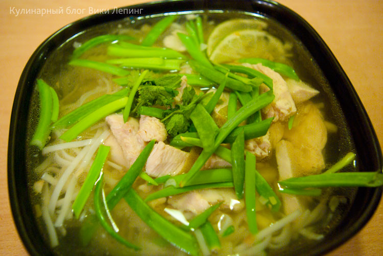 вьетнамский куриный суп миен га