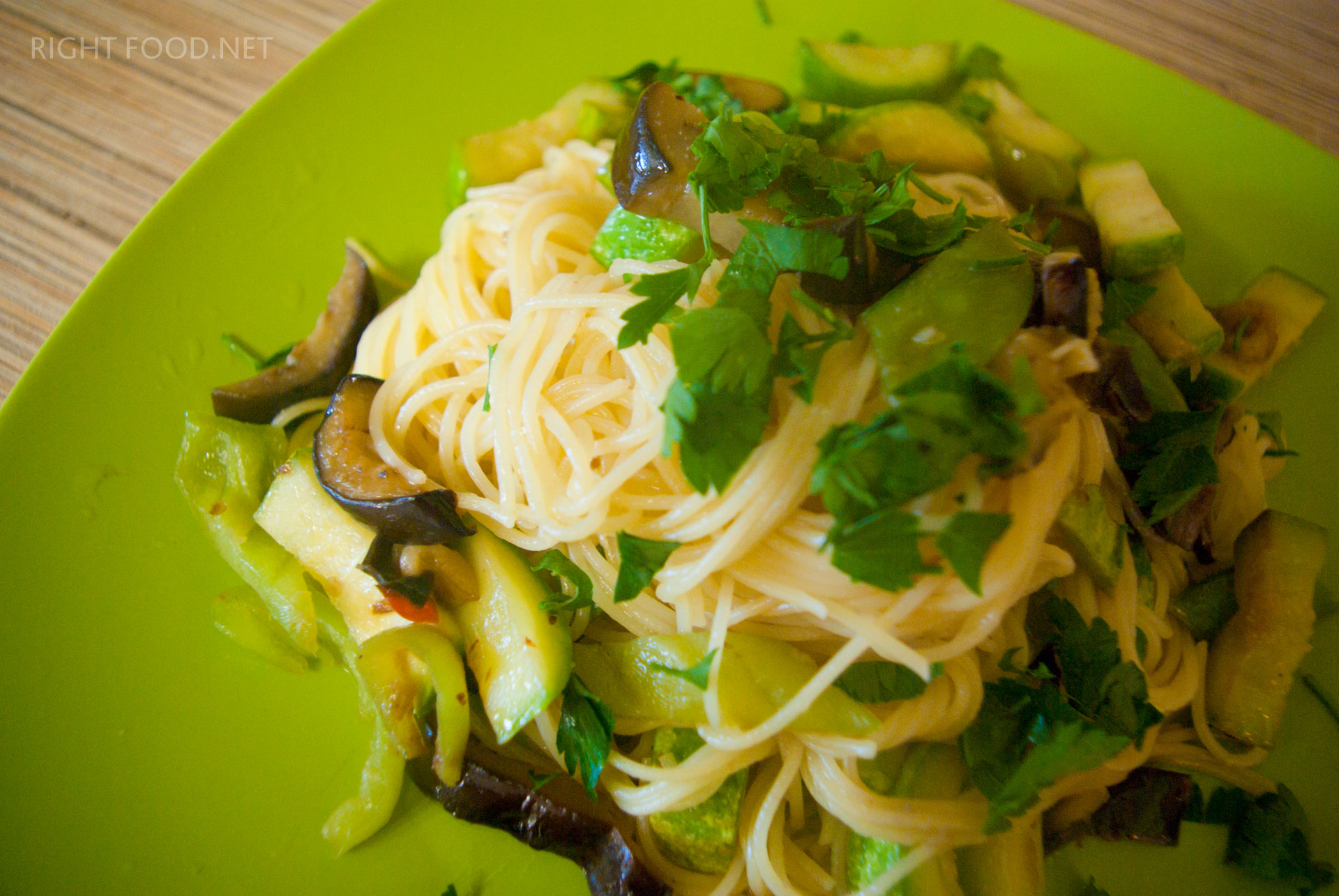 Летняя вкусная паста с овощами и зеленью. Пошаговый рецепт с фото. Кулинарный блог Вики Лепинг
