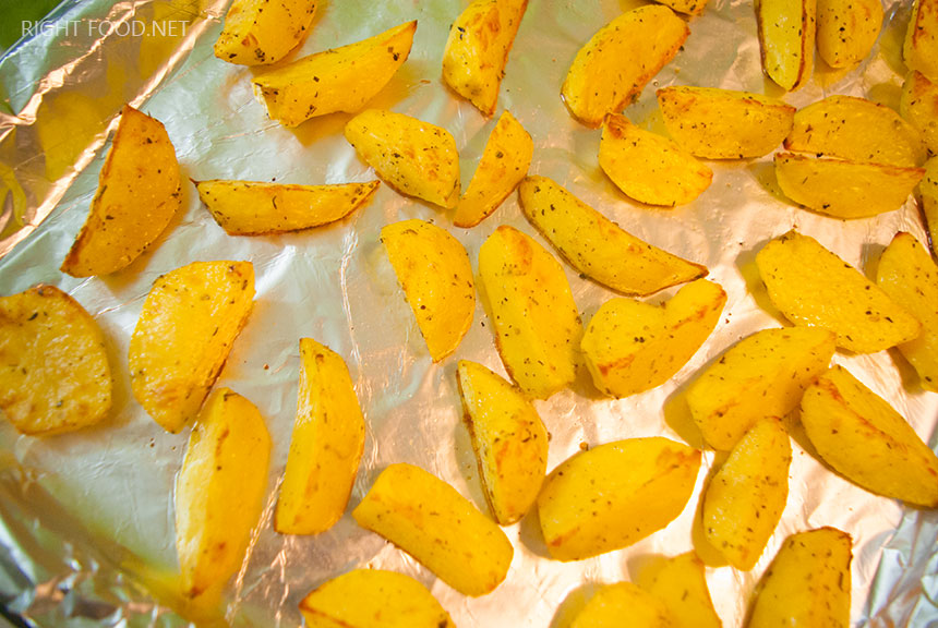Картошка по-деревенски: запеченные картофельные дольки. Пошаговый рецепт с фото. Кулинарный блог Вики Лепинг