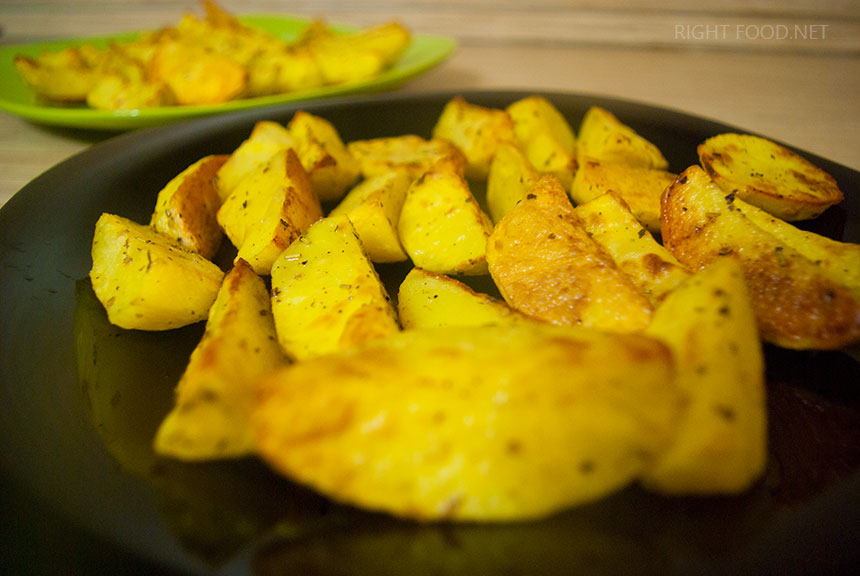 Картошка по-деревенски: запеченные картофельные дольки. Пошаговый рецепт с фото. Кулинарный блог Вики Лепинг
