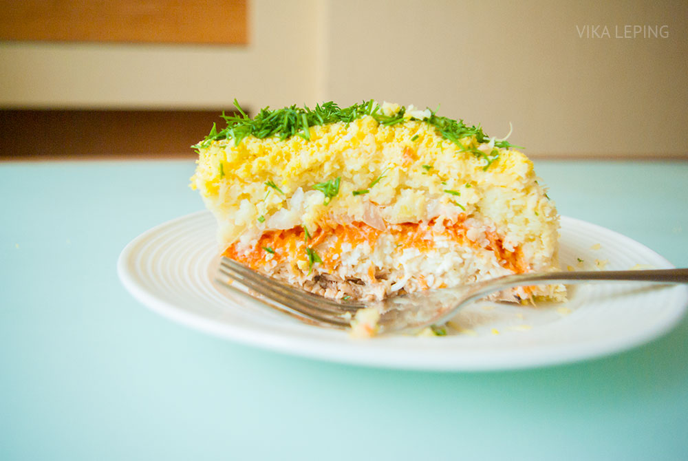Рыбный салат Мимоза классический: рецепт на Новый Год!