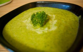 Крем-суп или суп-пюре из брокколи и шпината