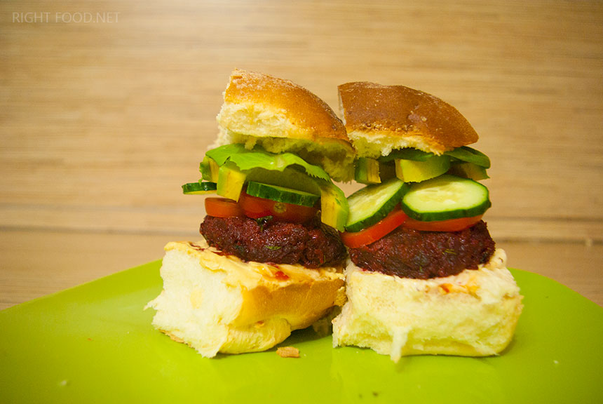 Вегетарианский бургер со свекольной котлетой, фаст-фуд рецепт с фото пошаговый. Кулинарный блог Вики Лепинг